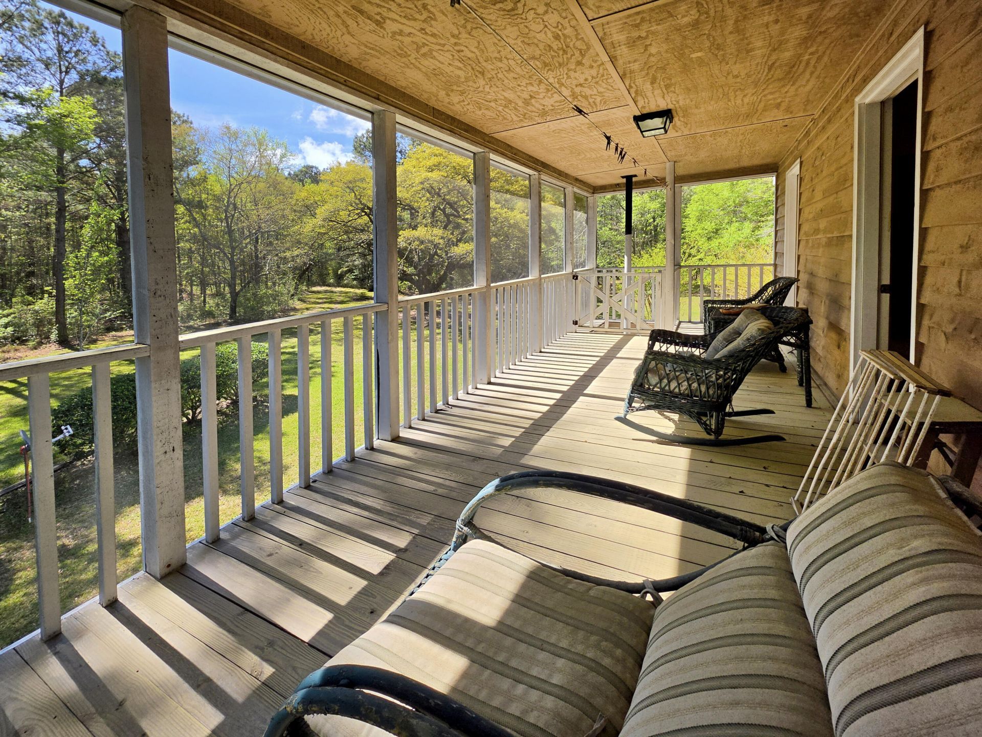 1183 White Road Photo 9