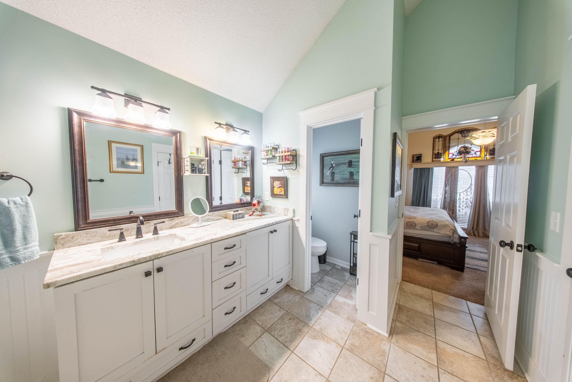 102 Galsworthy Drive Photo 18