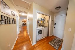 102 Galsworthy Drive photo 4