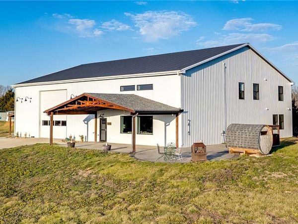 6518 86th Street, Meriden, KS 66512