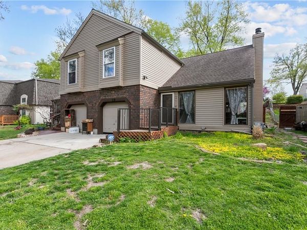 421 NE 90th Terrace, Kansas City, MO 64155