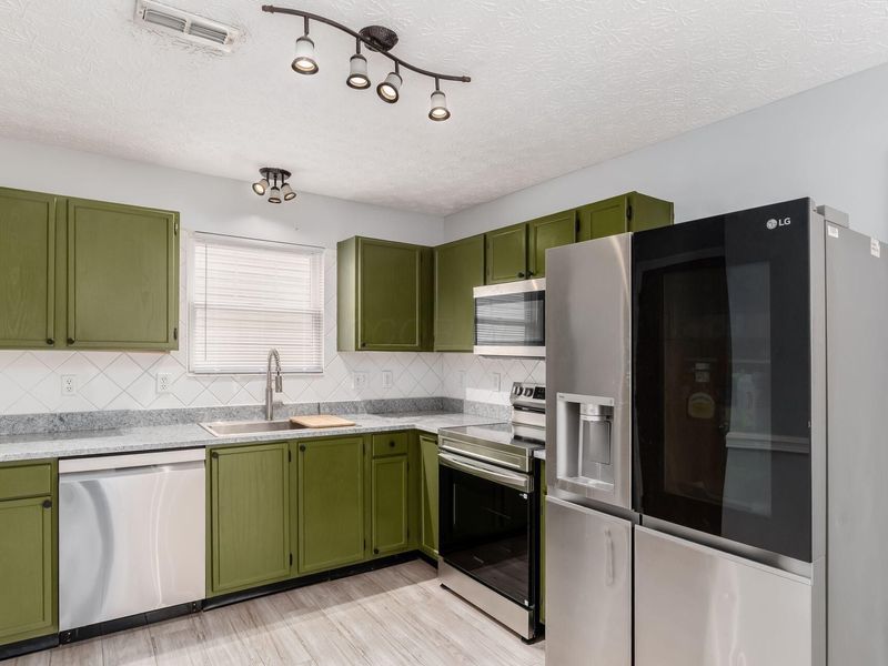 5465 Poolbeg Street, Canal Winchester, OH 43110 Photo 13