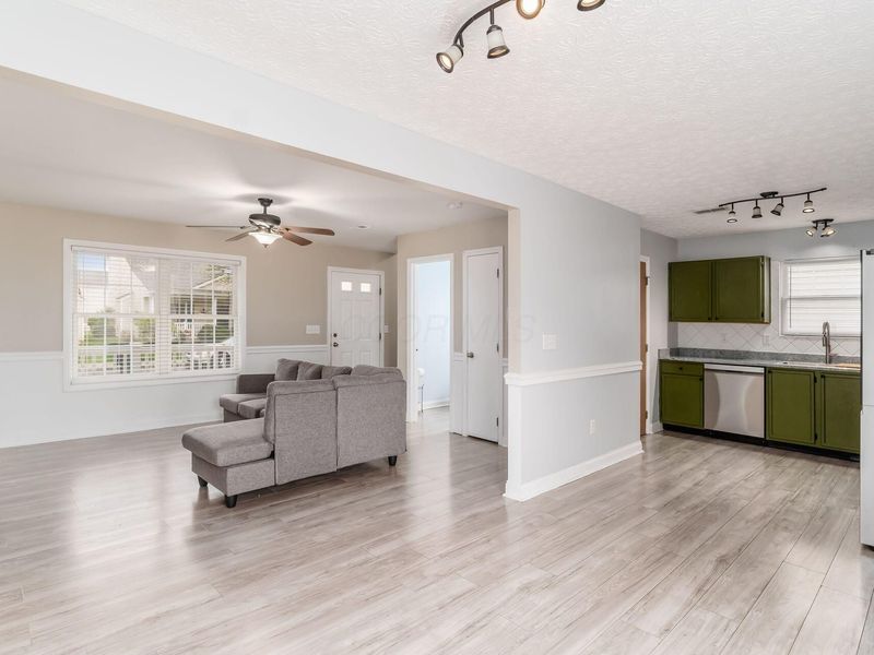 5465 Poolbeg Street, Canal Winchester, OH 43110 Photo 9