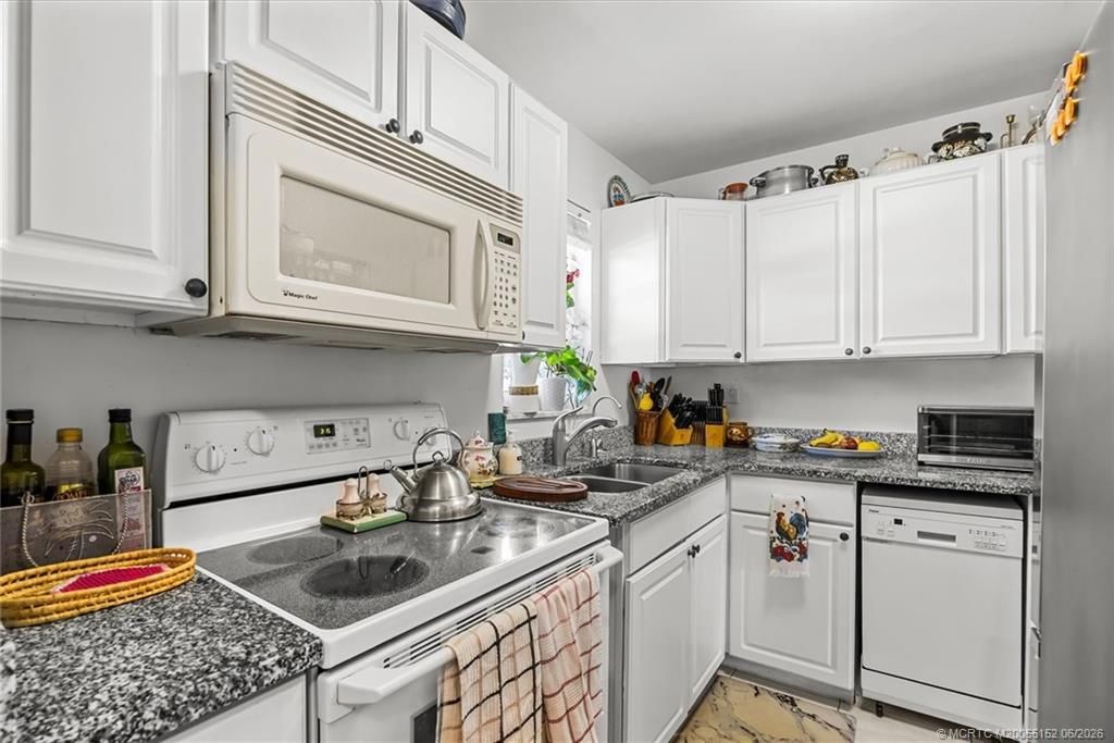 1943 SW Palm City Road, Unit 22-D, Stuart, FL 34994 Photo