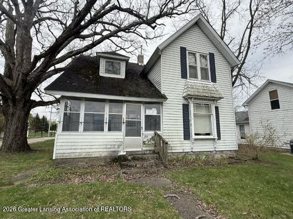 328 N Main Street, Olivet, MI 49076