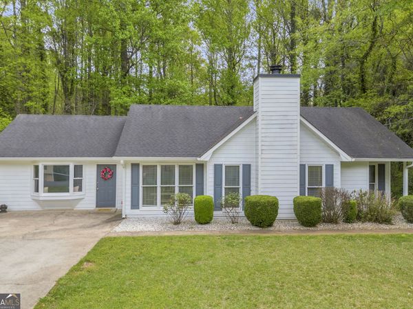 1517 Country Court, Auburn, GA 30011