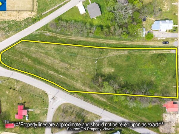 286 S Main St , Lexington, TN 38351