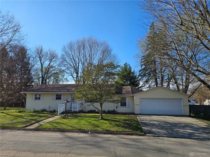 409 E Spring Street, Eaton, OH 45320 Photo 1