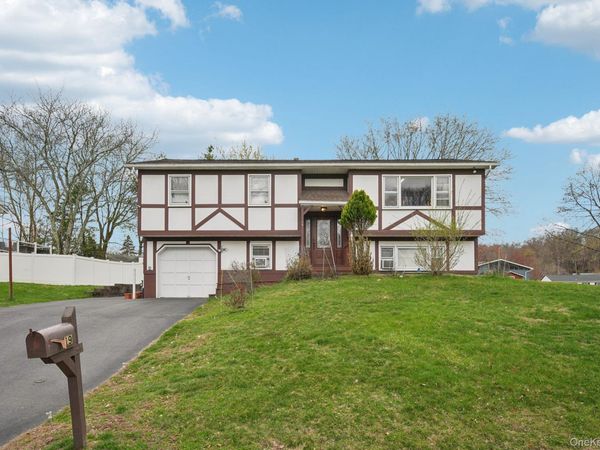 19 Northpark Drive, Garnerville, NY 10923