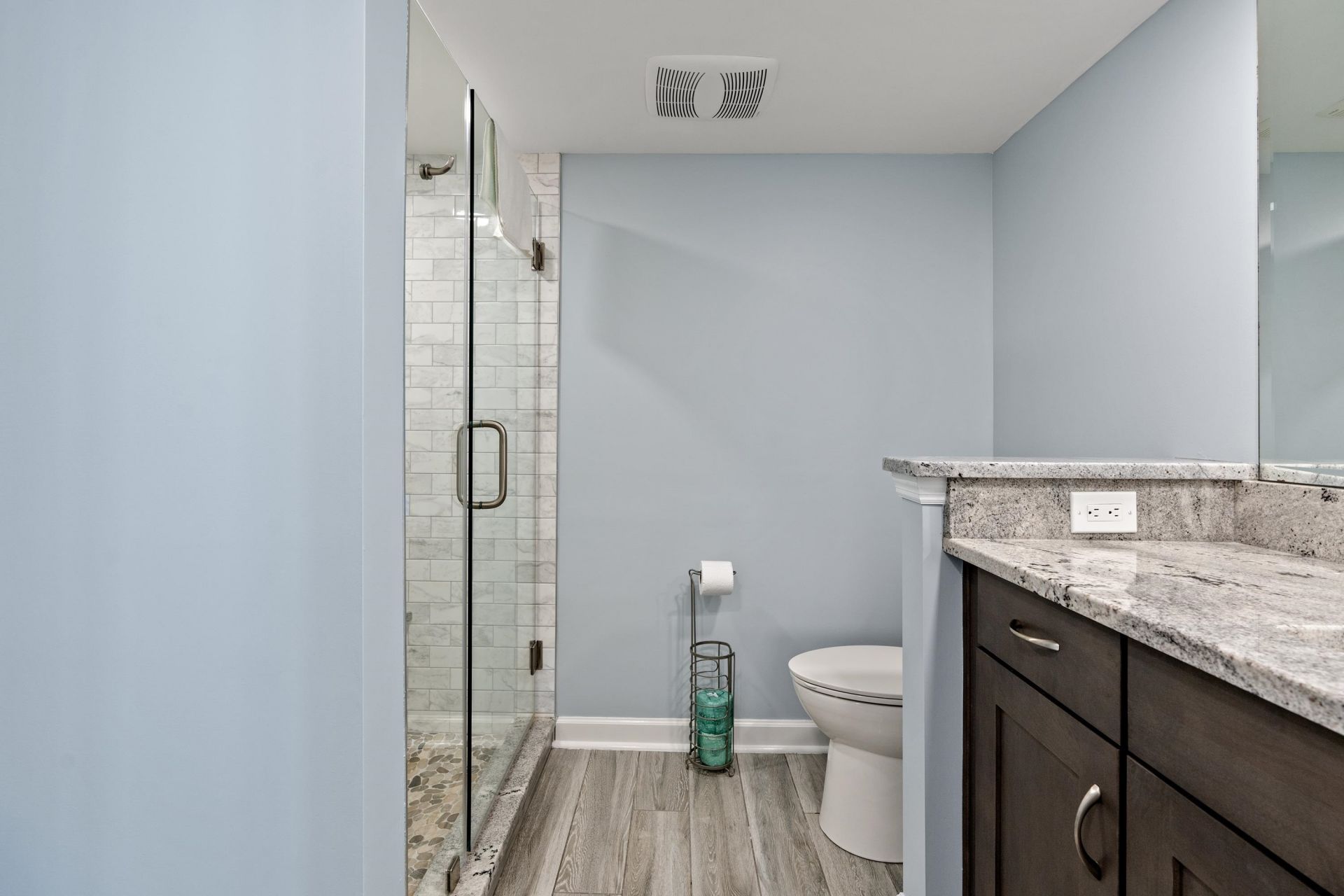 9650 Shore Dr. Photo 16