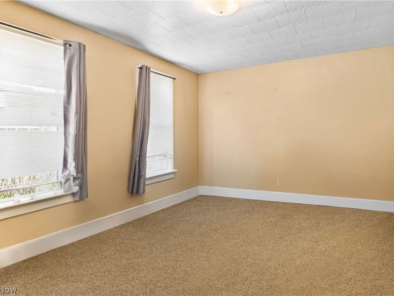 517 Brown Street, Akron, OH 44311 Photo 6