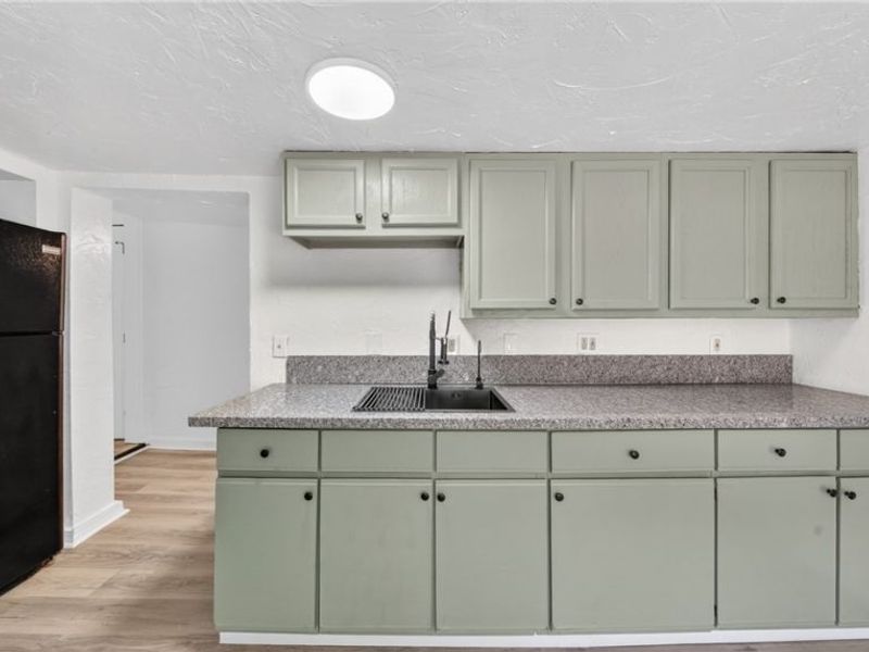 511 Brown Street, Akron, OH 44311 Photo 8