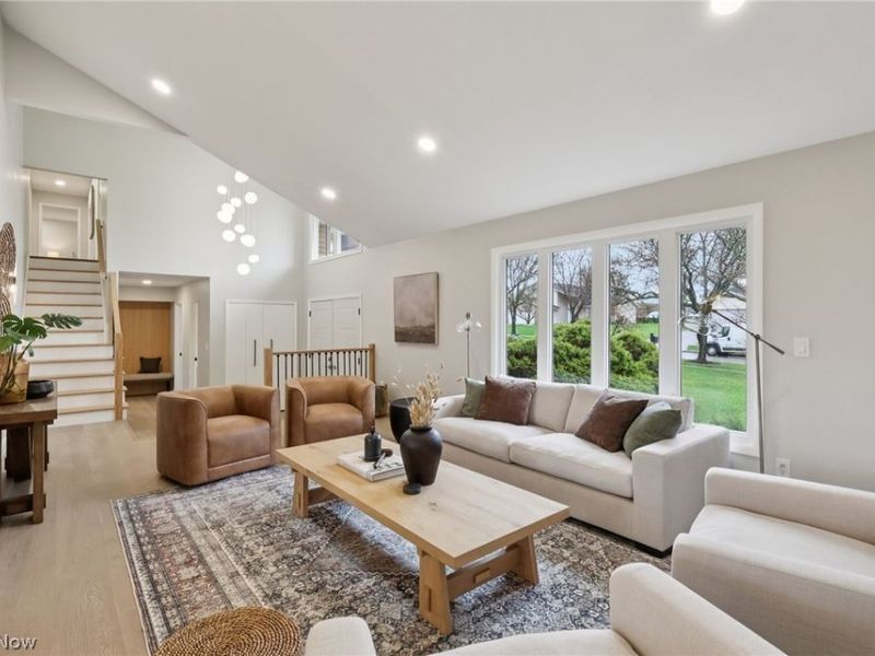 23821 Halburton Road, Beachwood, OH 44122 Photo 5