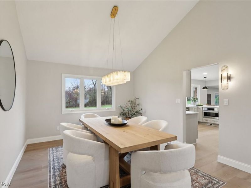 23821 Halburton Road, Beachwood, OH 44122 Photo 7