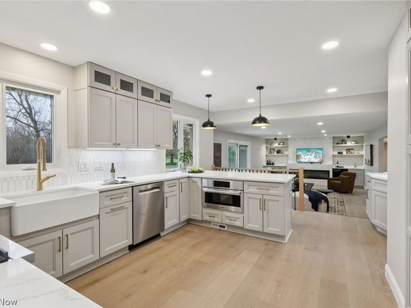 23821 Halburton Road, Beachwood, OH 44122 Photo 8