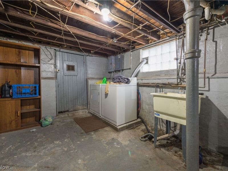 4004 E 52nd Street, Newburgh Heights, OH 44105 Photo 30