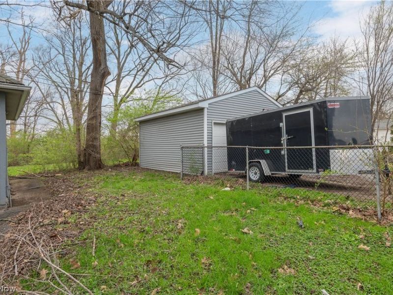 4004 E 52nd Street, Newburgh Heights, OH 44105 Photo 39