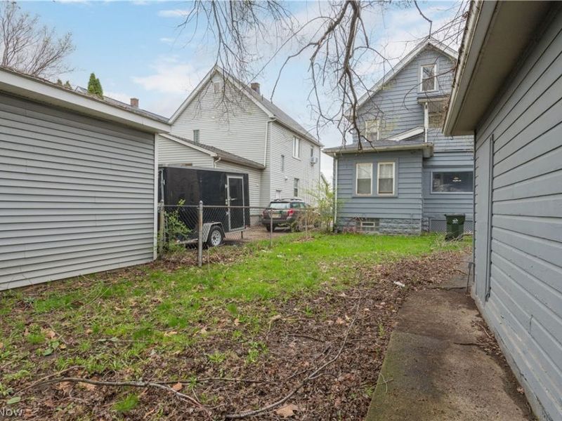 4004 E 52nd Street, Newburgh Heights, OH 44105 Photo 41