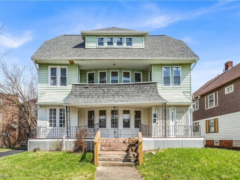 1523 Hillcrest Road, East Cleveland, OH 44118 Photo 2