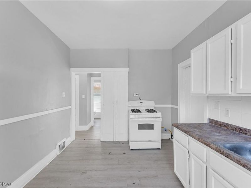 1523 Hillcrest Road, East Cleveland, OH 44118 Photo 31