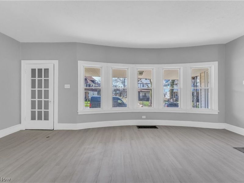 1523 Hillcrest Road, East Cleveland, OH 44118 Photo 4