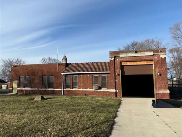 27113 W Outer Drive, Ecorse, MI 48229