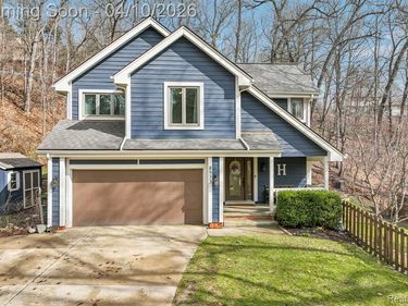 8933 Minne Wanna Road, Independence Twp, MI 48348