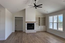 1521 Teal Road photo 4