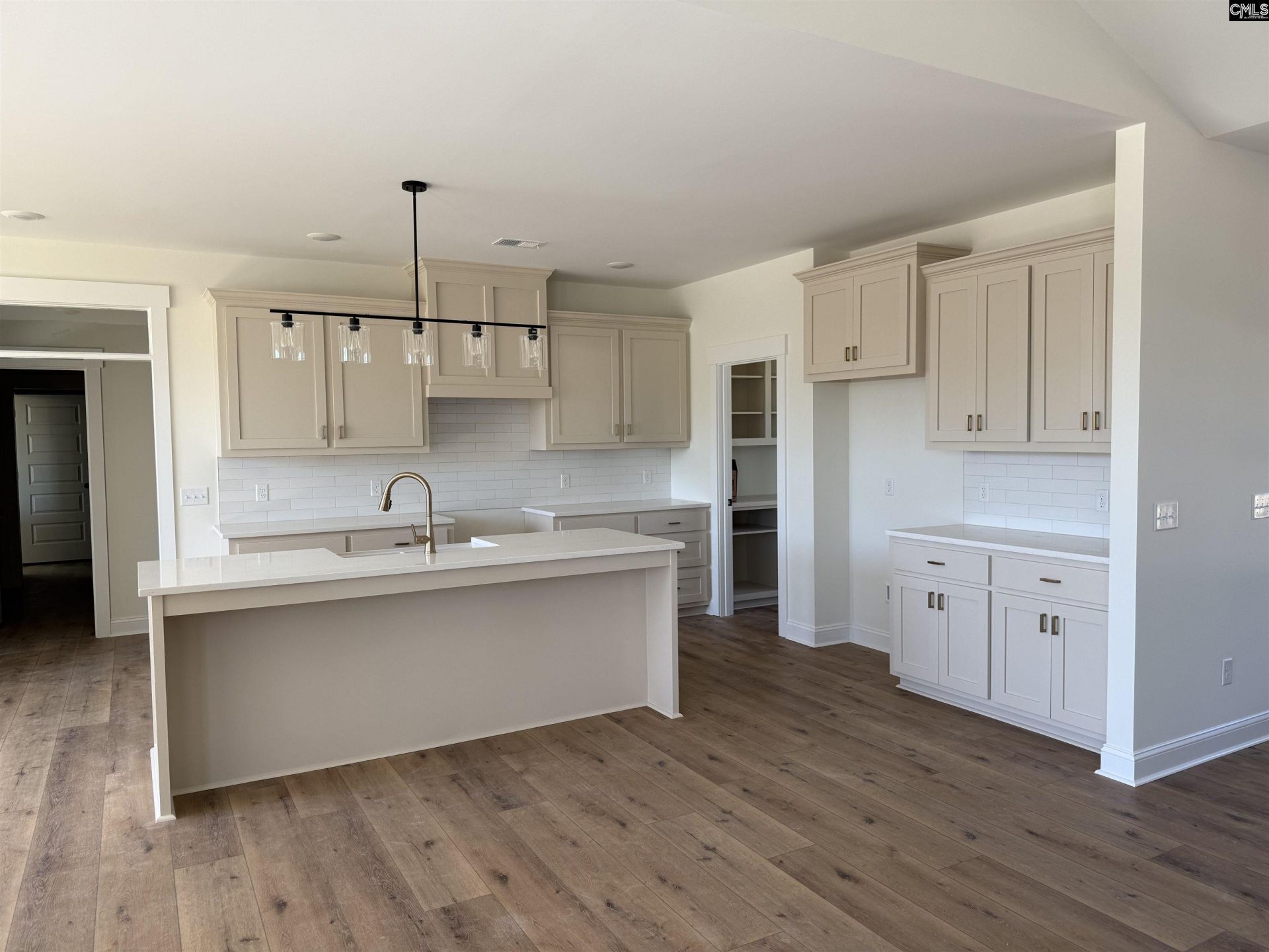 1521 Teal Road Photo 6