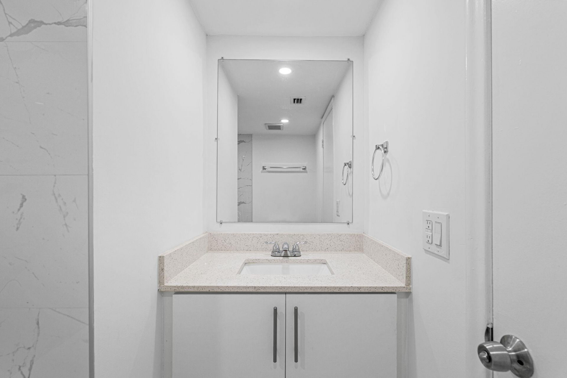 9227 SW 87th Avenue, Unit B1, Miami, FL 33176 Photo