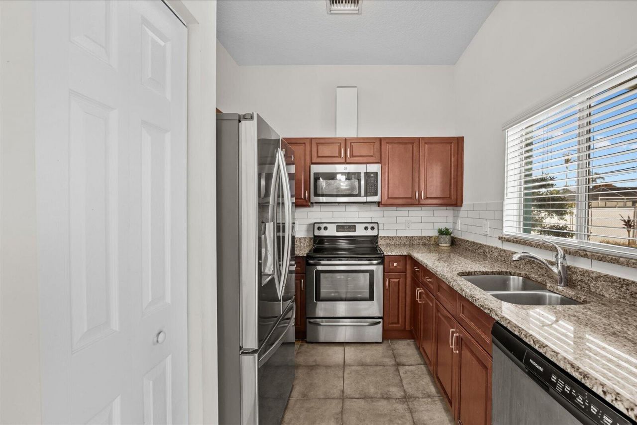 961 SW Consolata Avenue, Port Saint Lucie, FL 34953 Photo