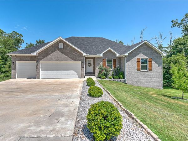 28 Copinsay Drive , Bella Vista, AR 72715