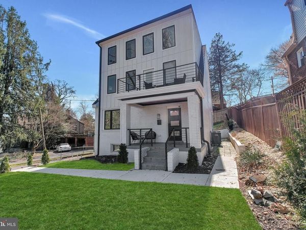 3811 SUITLAND ROAD SE, WASHINGTON, DC 20020