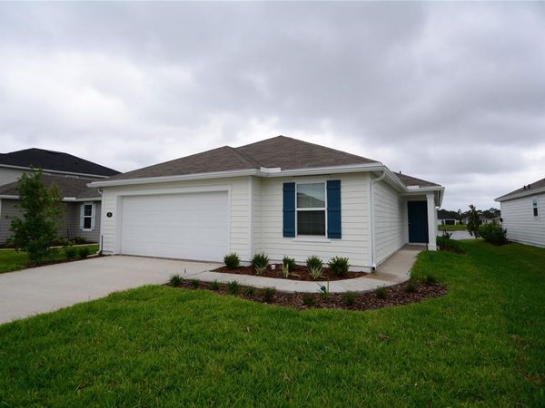 19 WAVERLY LANE , PALM COAST, FL 32164