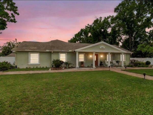 9406 W FLORA STREET , TAMPA, FL 33615