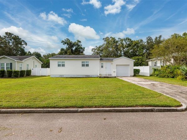 1044 46TH AVENUE N, ST PETERSBURG, FL 33703