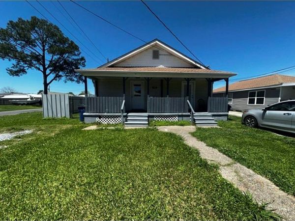 1060 AVE B Avenue, Unit A, Westwego, LA 70094
