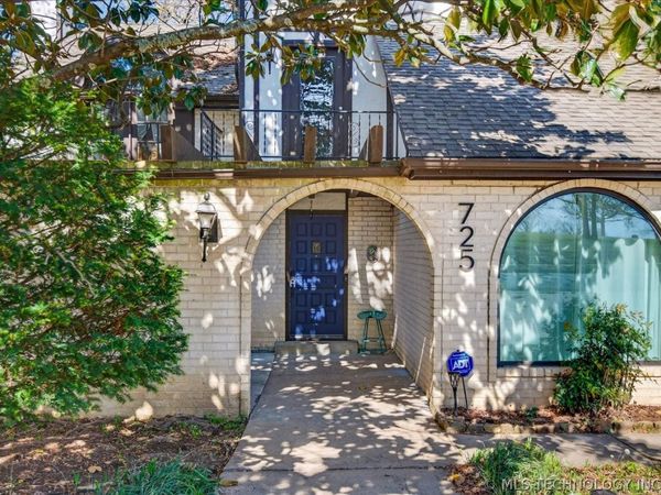 725 Kenwood Drive, Bartlesville, OK 74006