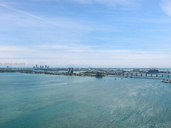 700 NE 24th St, Unit 3504, Miami, FL 33137