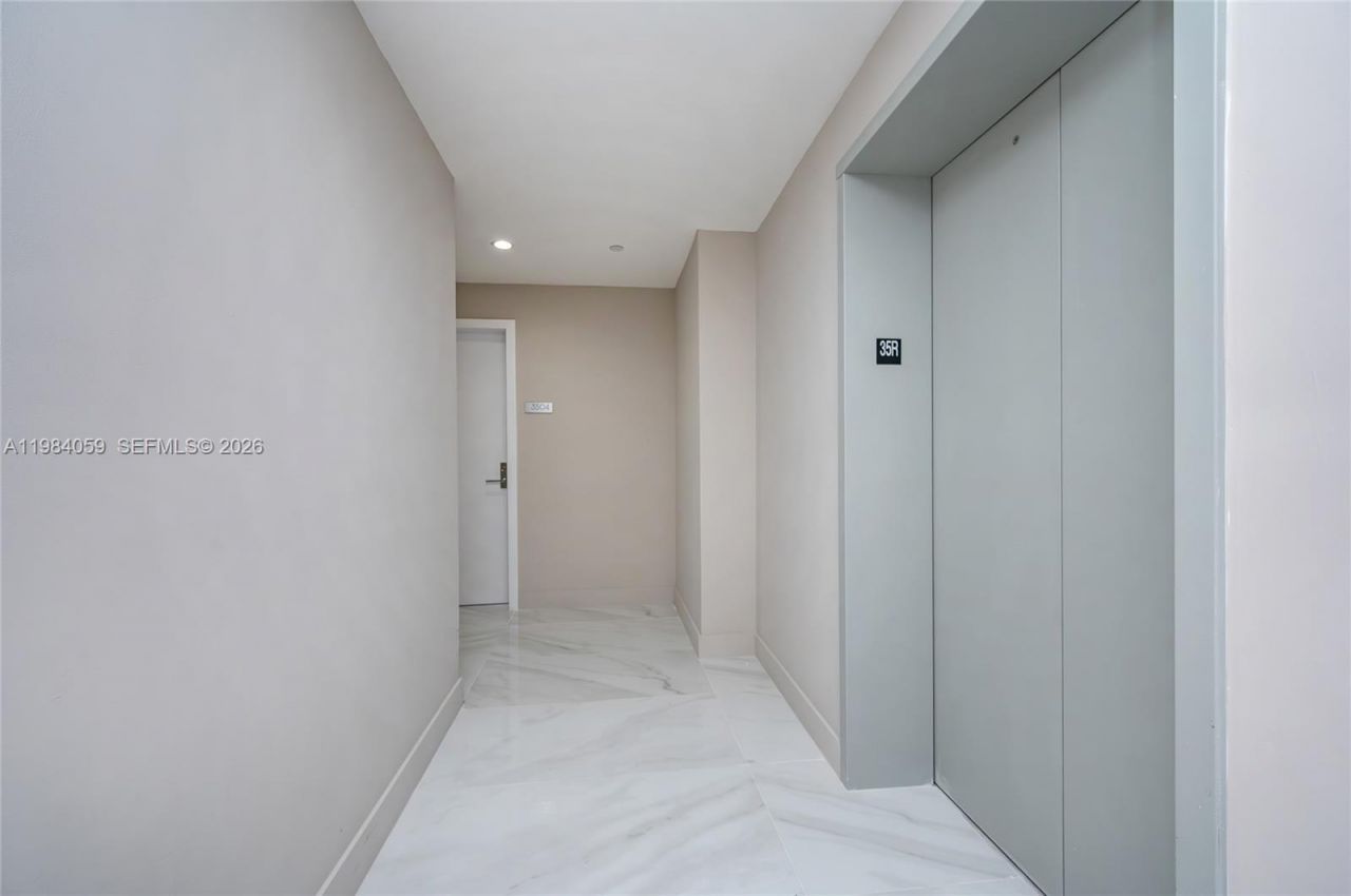 700 NE 24th St, Unit 3504, Miami, FL 33137 Photo
