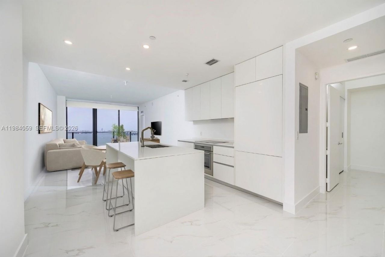700 NE 24th St, Unit 3504, Miami, FL 33137 Photo