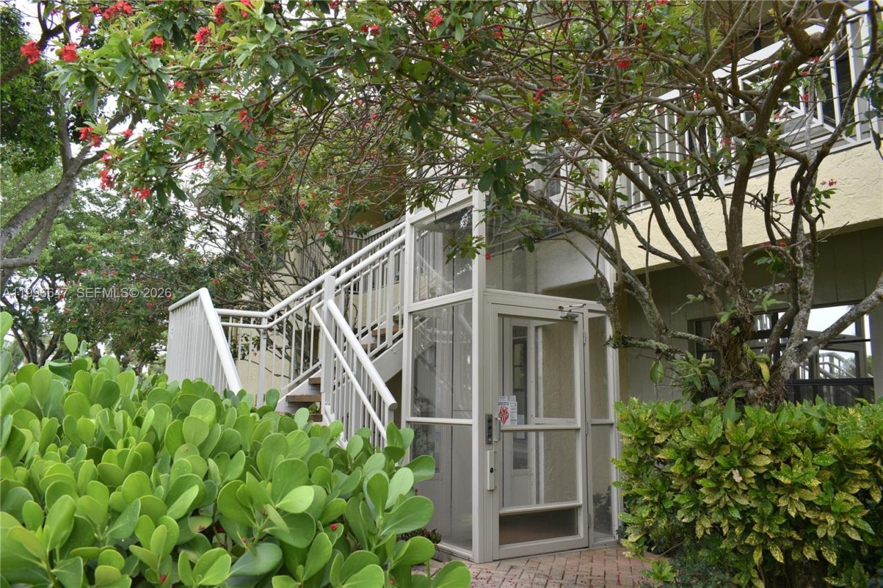 71 Eastgate Dr, Unit D, Boynton Beach, FL 33436 Photo