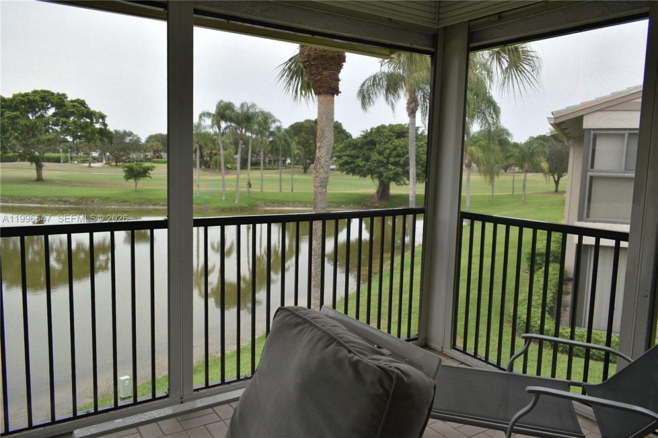 71 Eastgate Dr, Unit D, Boynton Beach, FL 33436 Photo