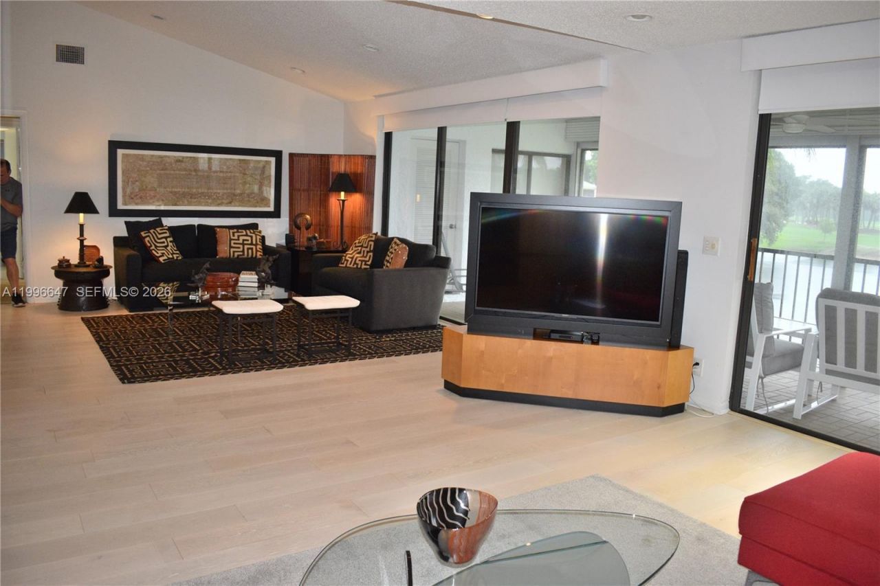 71 Eastgate Dr, Unit D, Boynton Beach, FL 33436 Photo