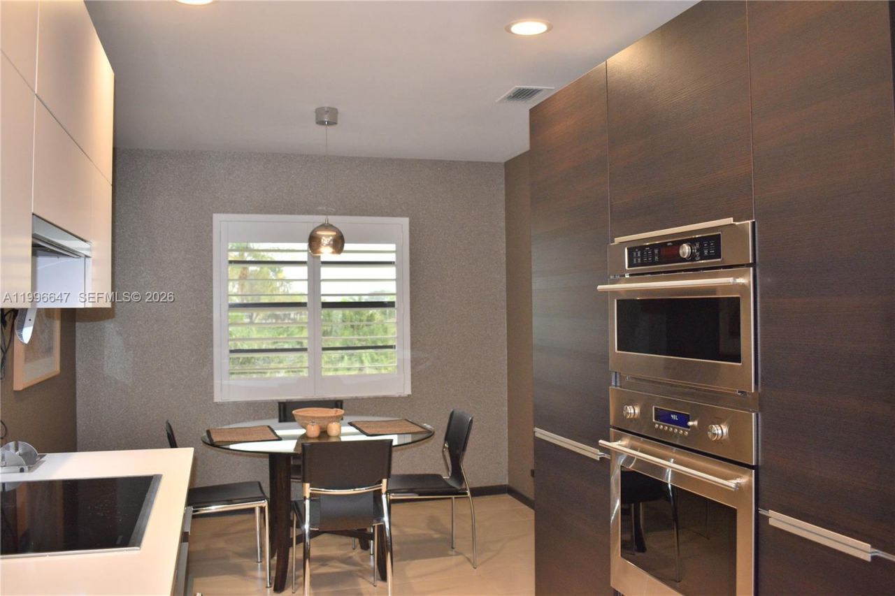 71 Eastgate Dr, Unit D, Boynton Beach, FL 33436 Photo