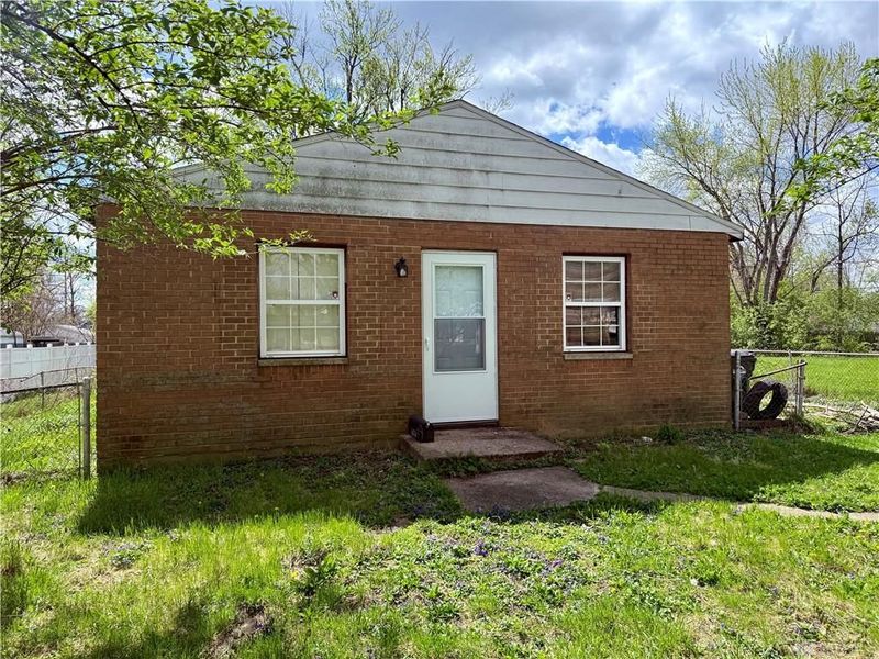 6112 Carmin Avenue, Dayton, OH 45417 Photo 2