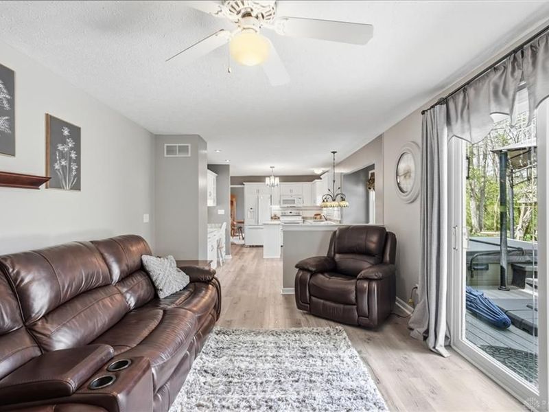 918 Saramy Court, Clearcreek Township, OH 45036 Photo 13