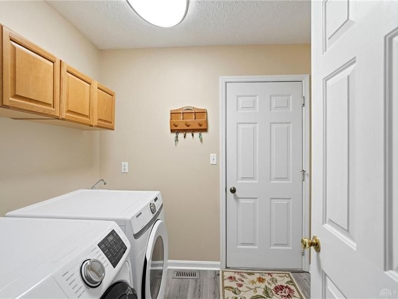 918 Saramy Court, Clearcreek Township, OH 45036 Photo 30