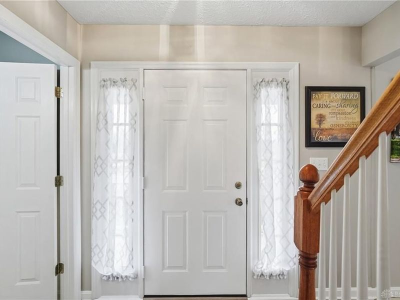 918 Saramy Court, Clearcreek Township, OH 45036 Photo 9