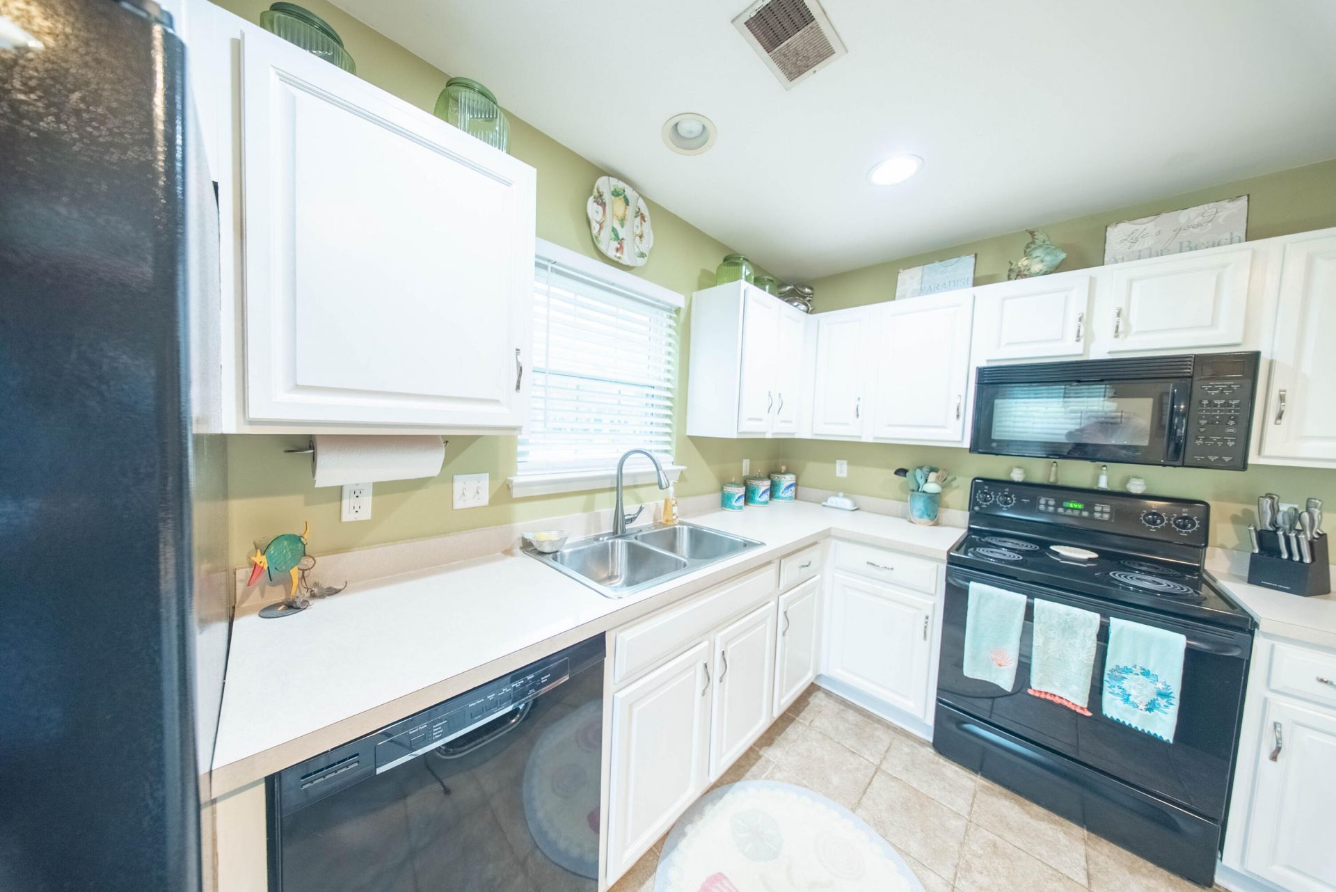 8106 Shadow Oak Drive Photo 12